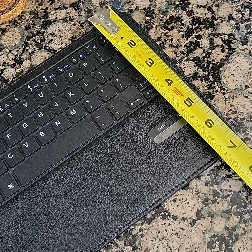 Bluetooth Keyboard for a tablet